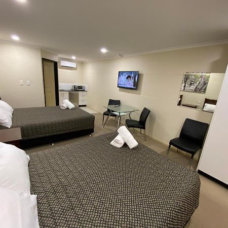 Balranald Club Motel Eksteriør billede