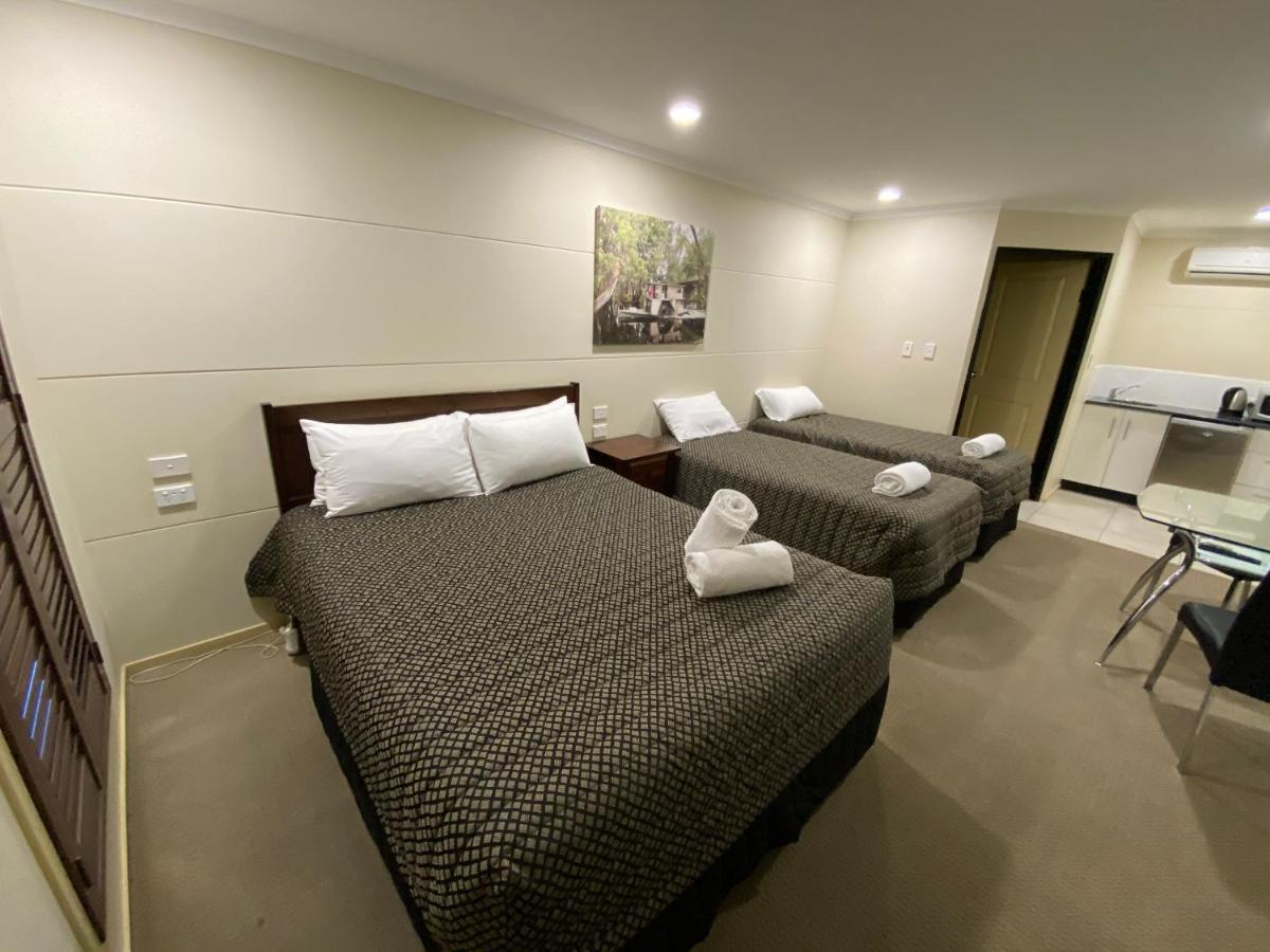 Balranald Club Motel Eksteriør billede